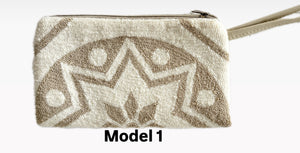 Open image in slideshow, Wayuu Clutch /  Pouch
